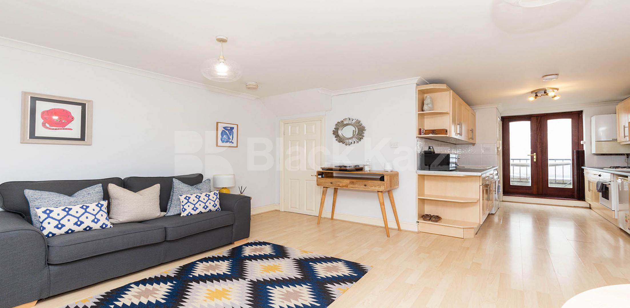 Situated in a prime location the property offers a sun trap roof terrace Swan Yard, Highbury & Islington 